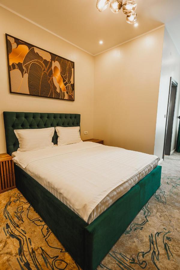 Motel Andra Tecuci エクステリア 写真