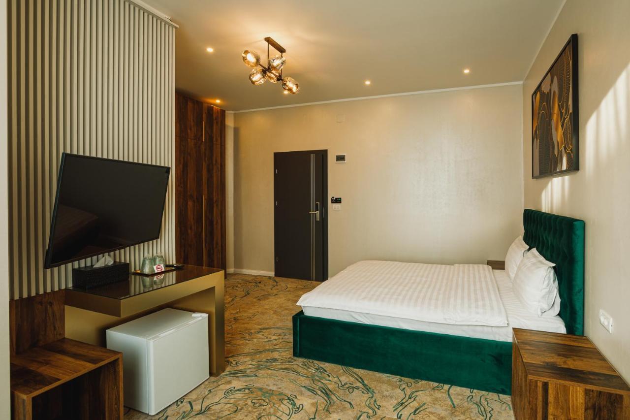 Motel Andra Tecuci エクステリア 写真