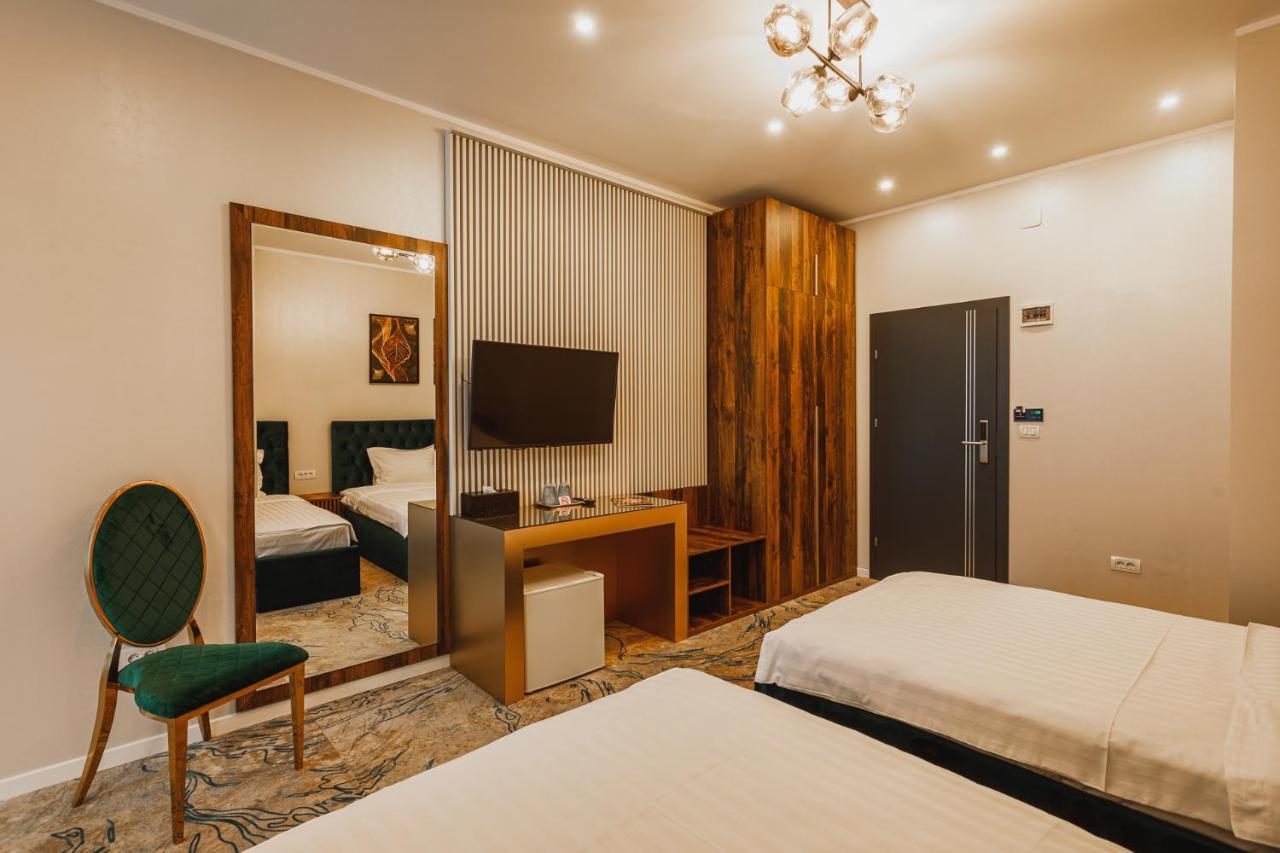 Motel Andra Tecuci エクステリア 写真