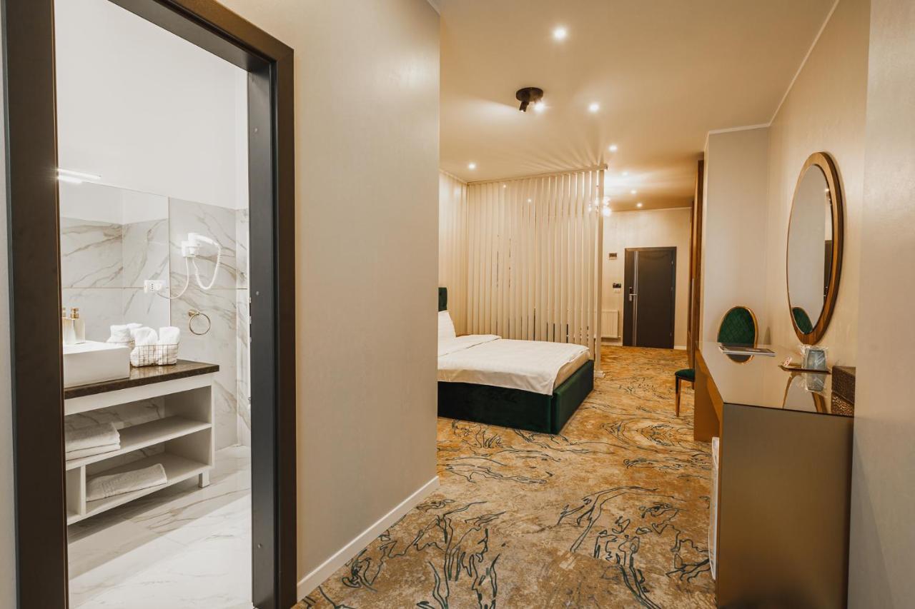 Motel Andra Tecuci エクステリア 写真