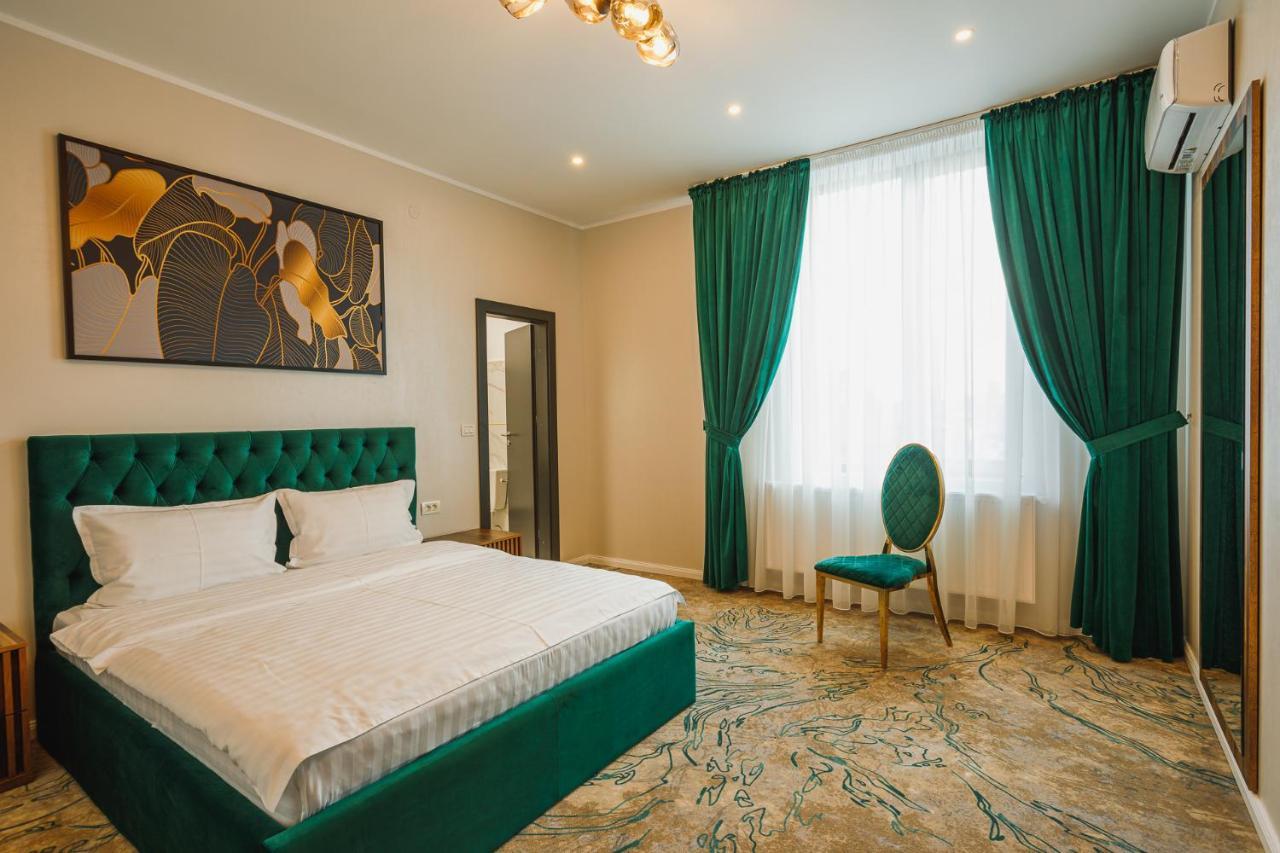 Motel Andra Tecuci エクステリア 写真