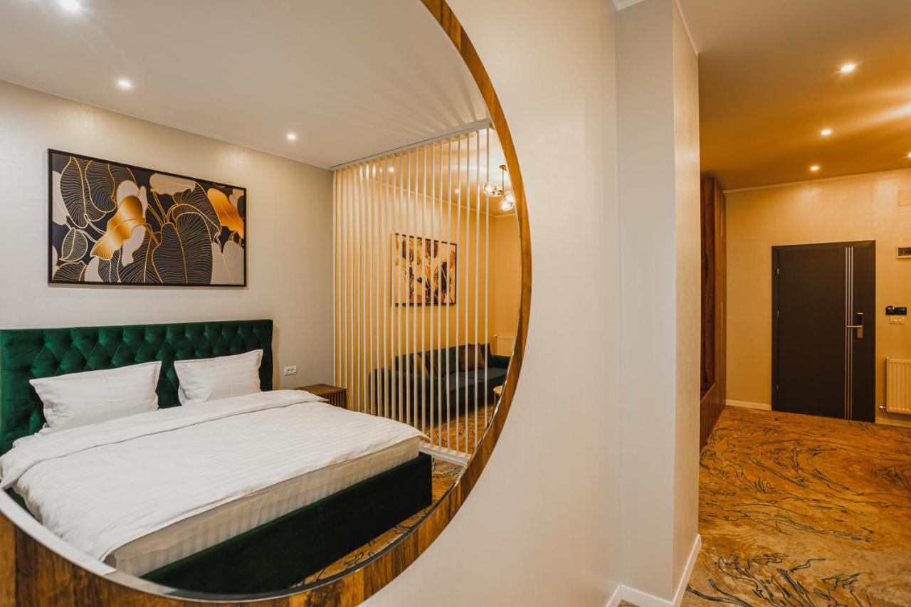 Motel Andra Tecuci エクステリア 写真