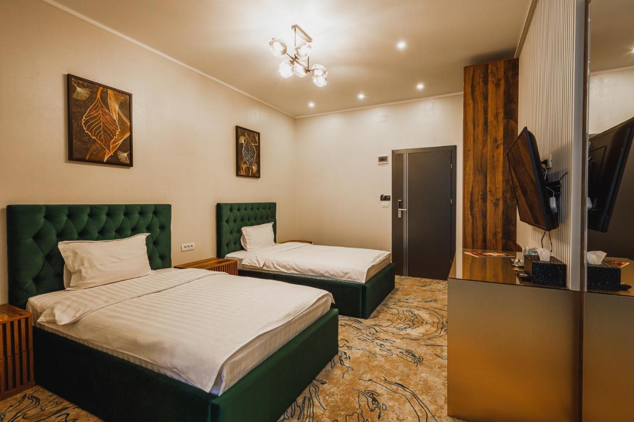 Motel Andra Tecuci エクステリア 写真